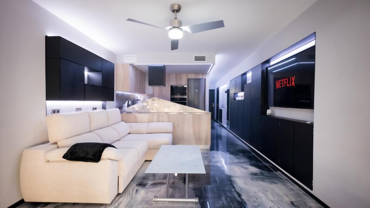La Farola - Luxury Domotic Flat In Puerto Deportivo Apartment Marbella Bagian luar foto