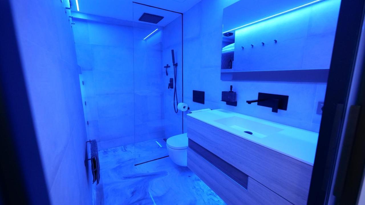 La Farola - Luxury Domotic Flat In Puerto Deportivo Apartment Marbella Bagian luar foto