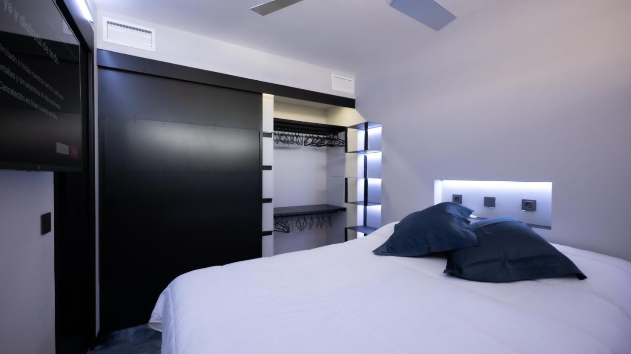 La Farola - Luxury Domotic Flat In Puerto Deportivo Apartment Marbella Bagian luar foto
