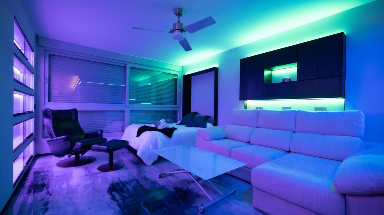 La Farola - Luxury Domotic Flat In Puerto Deportivo Apartment Marbella Bagian luar foto