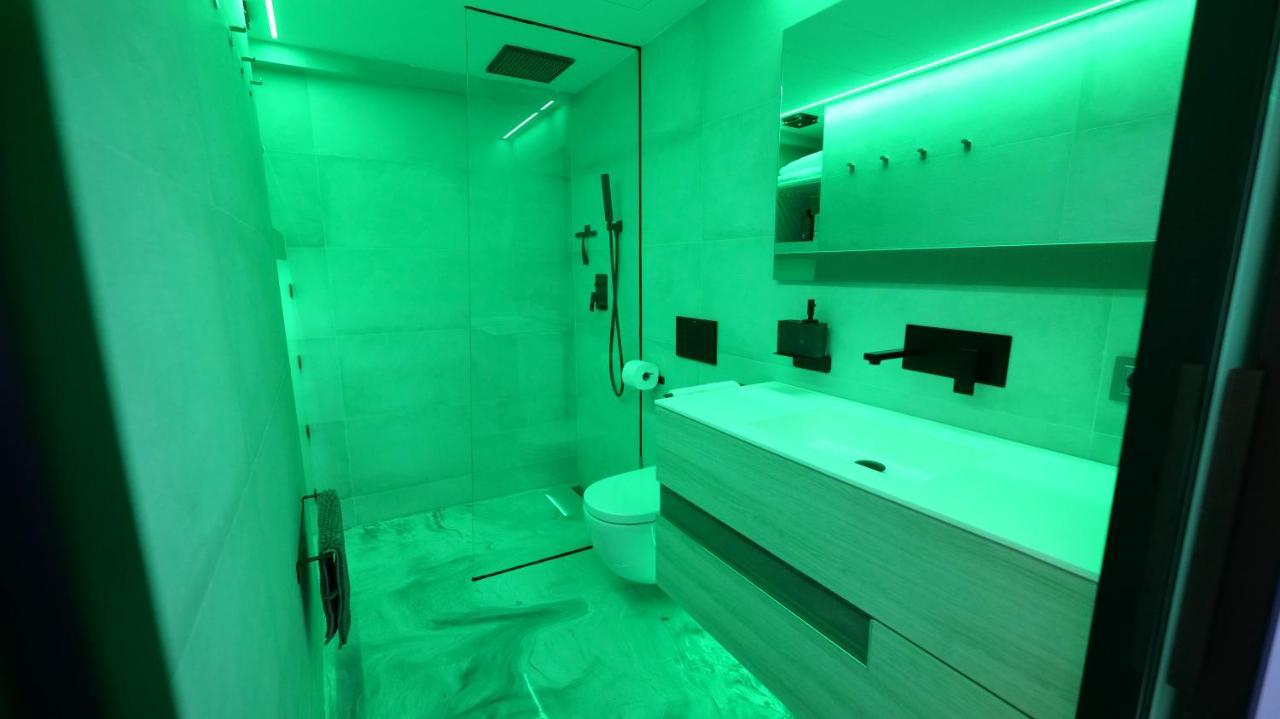 La Farola - Luxury Domotic Flat In Puerto Deportivo Apartment Marbella Bagian luar foto