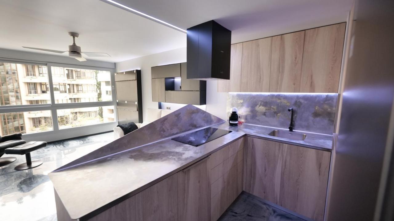 La Farola - Luxury Domotic Flat In Puerto Deportivo Apartment Marbella Bagian luar foto