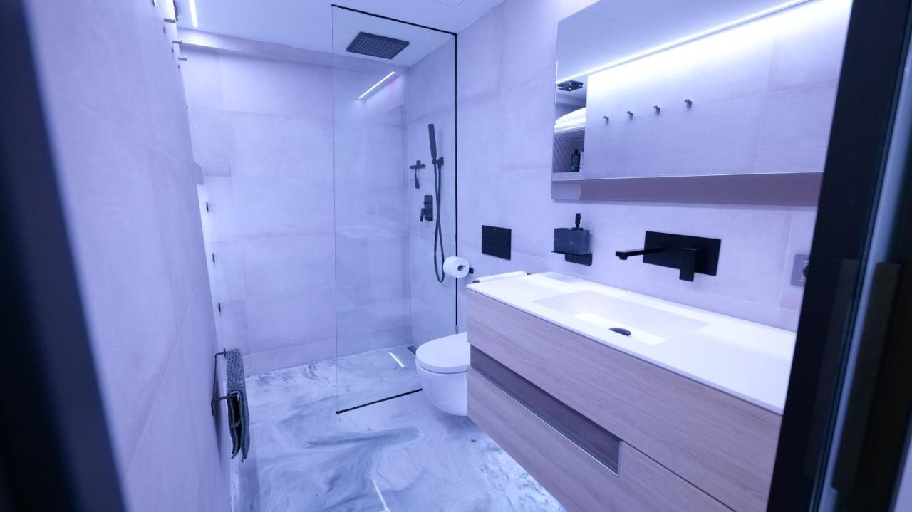La Farola - Luxury Domotic Flat In Puerto Deportivo Apartment Marbella Bagian luar foto